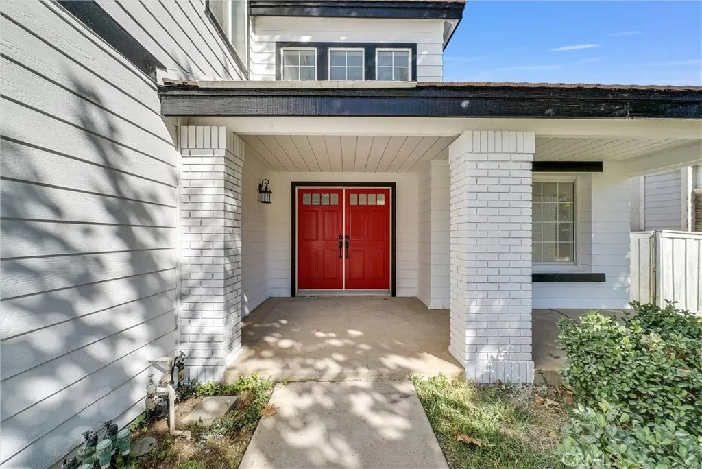 20144 Hill Spring, Wildomar, California 92595 home-pic-2