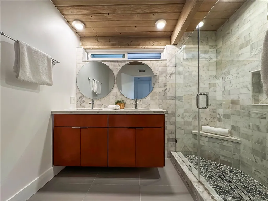 210 Del Gado, San Clemente, California 92672 home-pic-9