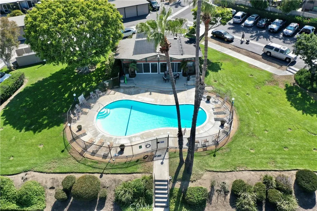 210 Del Gado, San Clemente, California 92672 home-pic-24