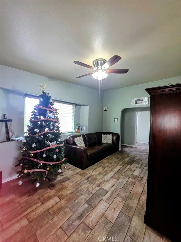 9321 Sabina Avenue, Hesperia, California 92345 home-pic-5