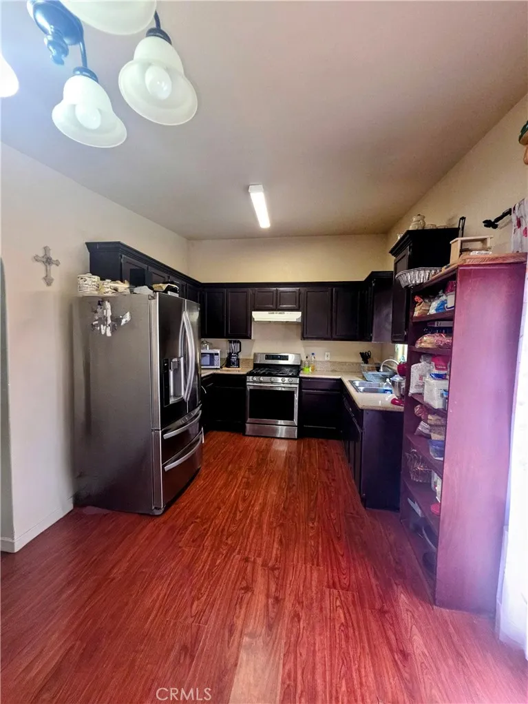 9321 Sabina Avenue, Hesperia, California 92345 home-pic-7