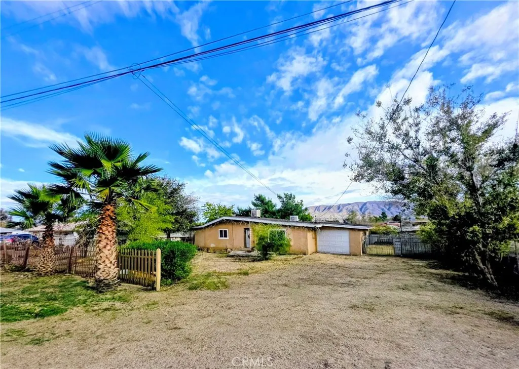 9321 Sabina Avenue, Hesperia, California 92345 home-pic-0
