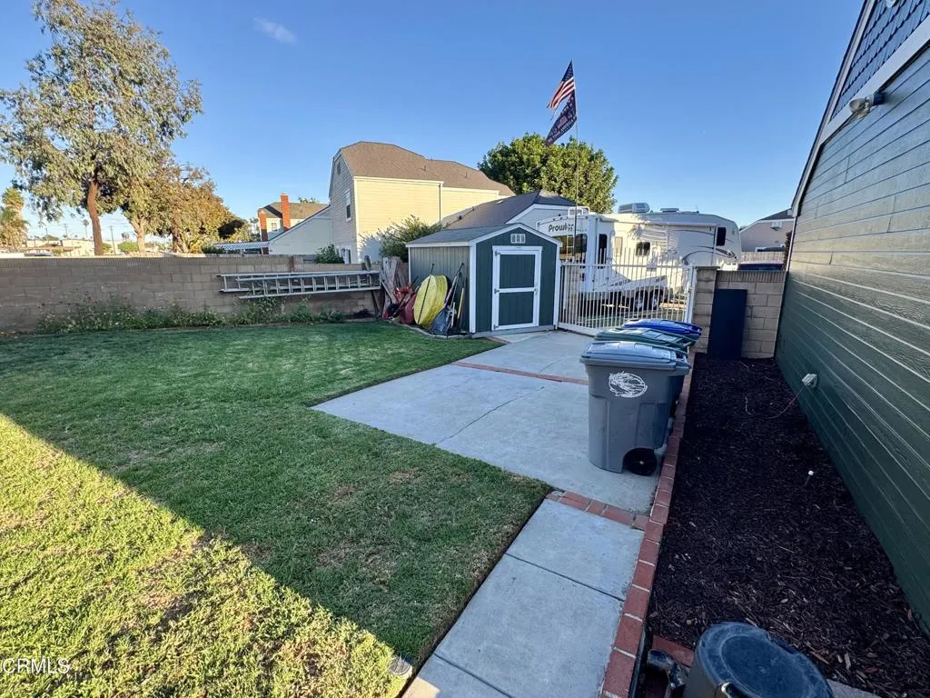 1731 Valencia Place, Oxnard, California 93035 home-pic-4