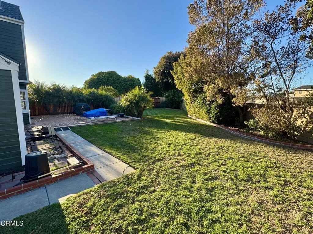 1731 Valencia Place, Oxnard, California 93035 home-pic-5
