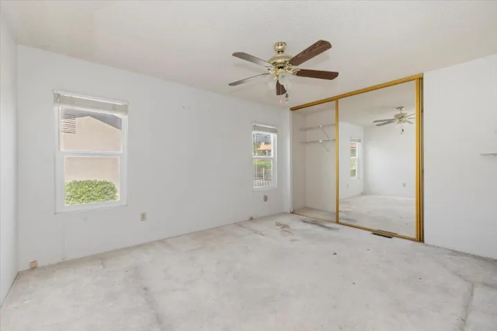 19-Bedroom