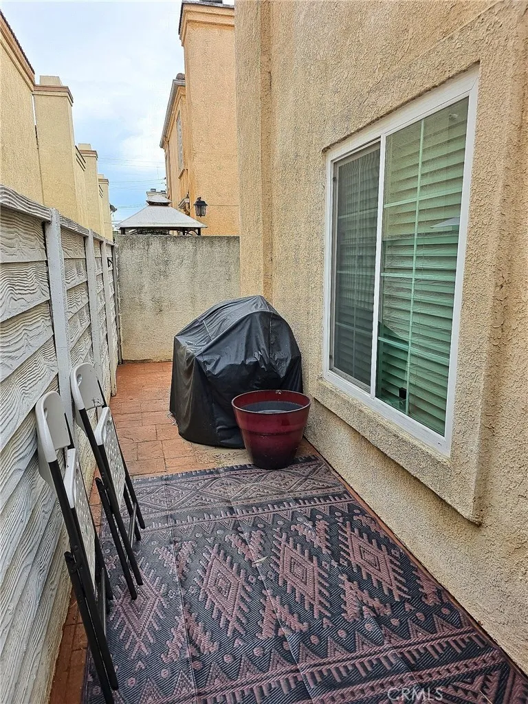 16240 Hunsaker, Paramount, California 90723 home-pic-18