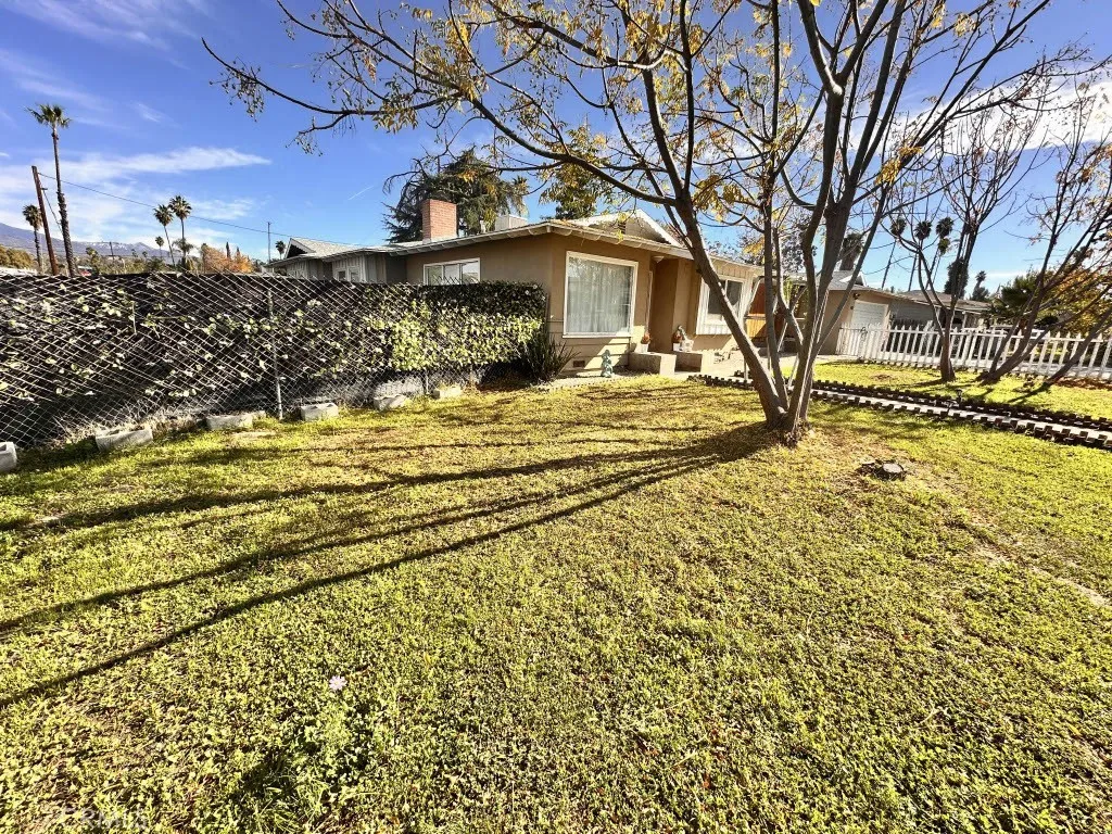 498 Monte Vista, Hemet, California 92544 home-pic-4