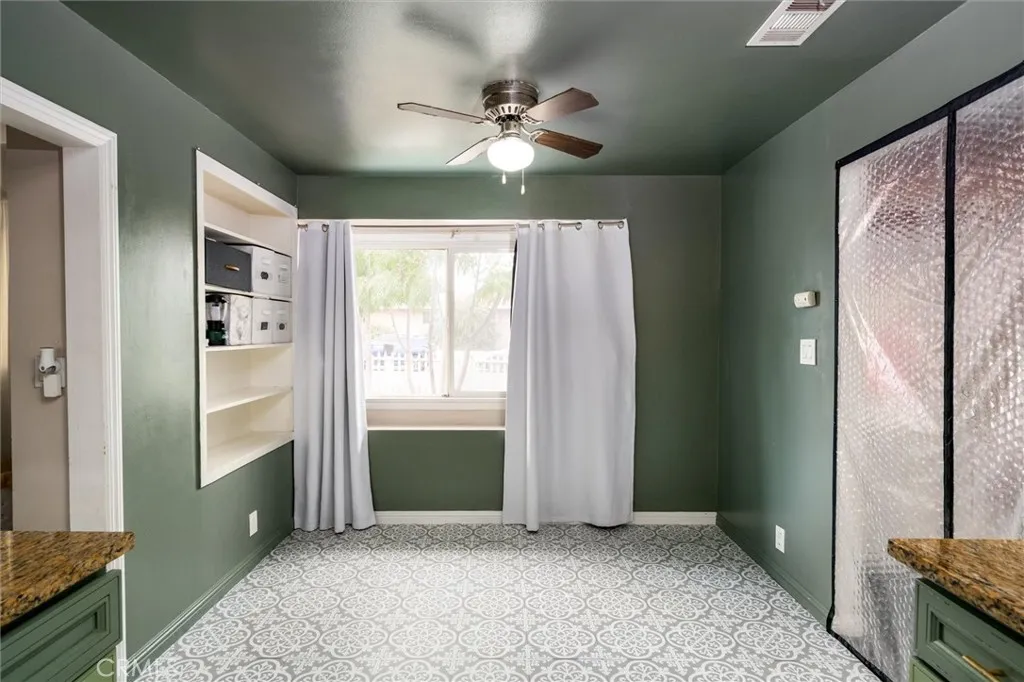 498 Monte Vista, Hemet, California 92544 home-pic-13
