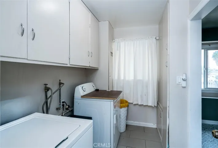 Indoor Laundry Room