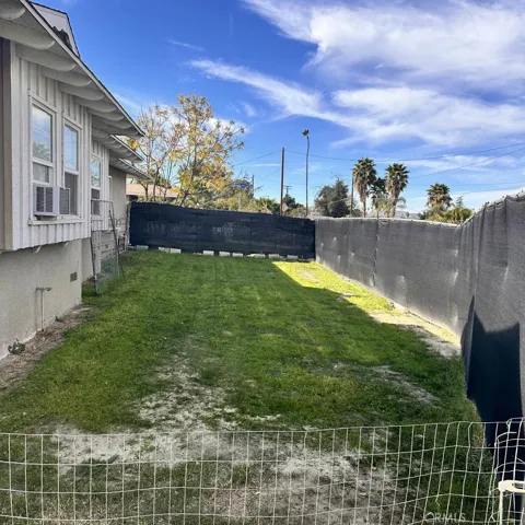 Side Yard, RV Parking