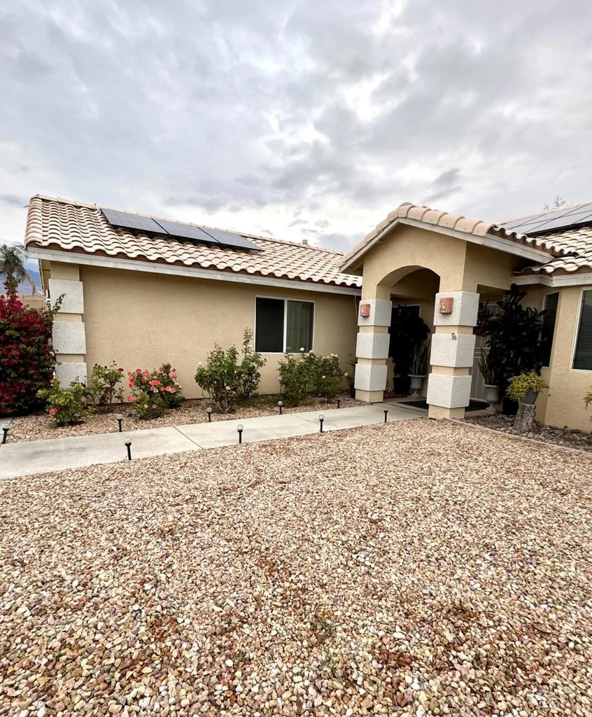 31222 Neuma Drive, Cathedral City, California 92234 home-pic-3