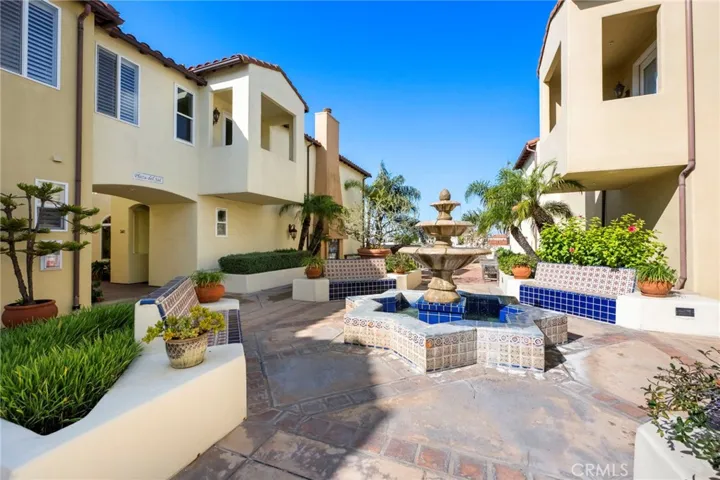 The complex has fountains & charming architectural details thru-out!