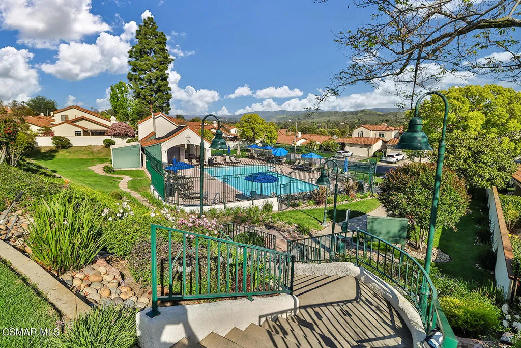 658 Llanerch Lane, Simi Valley, California 93065 home-pic-39