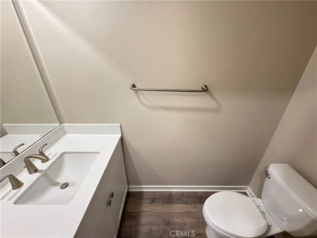 175 Bowery, Irvine, California 92612 home-pic-12
