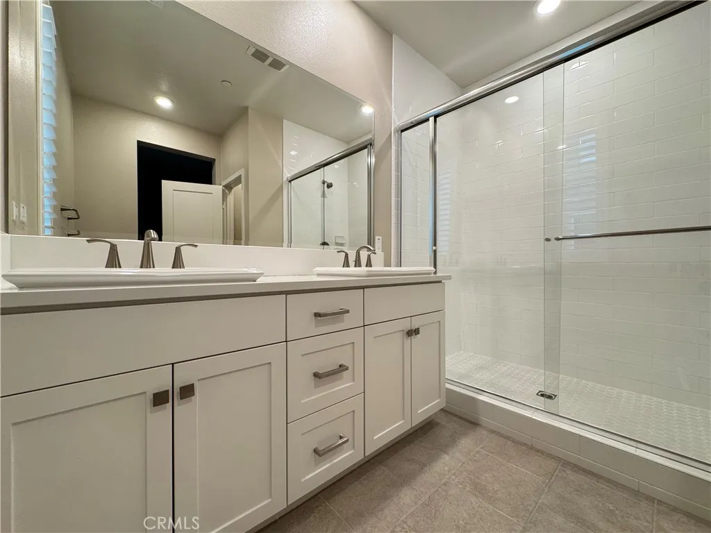 175 Bowery, Irvine, California 92612 home-pic-18