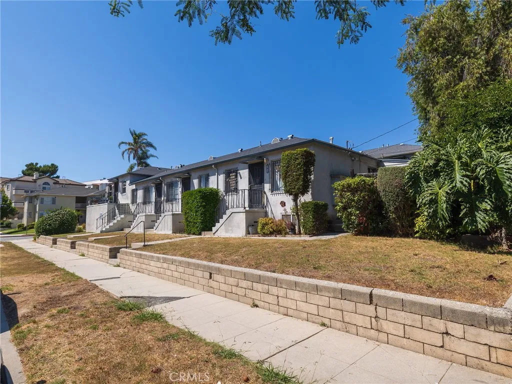 7019 Ramsgate Avenue, Los Angeles, California 90045 home-pic-2