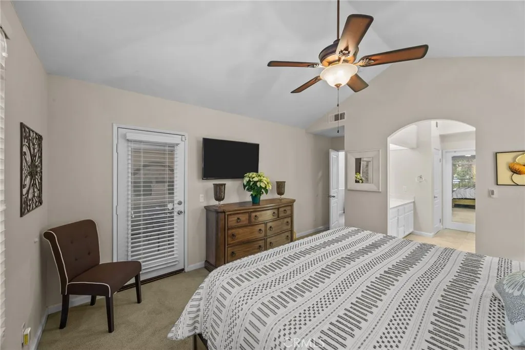 2261 Indigo Hills Drive 3, Corona, California 92879 home-pic-23