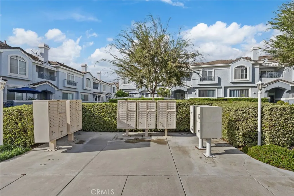 2261 Indigo Hills Drive 3, Corona, California 92879 home-pic-38