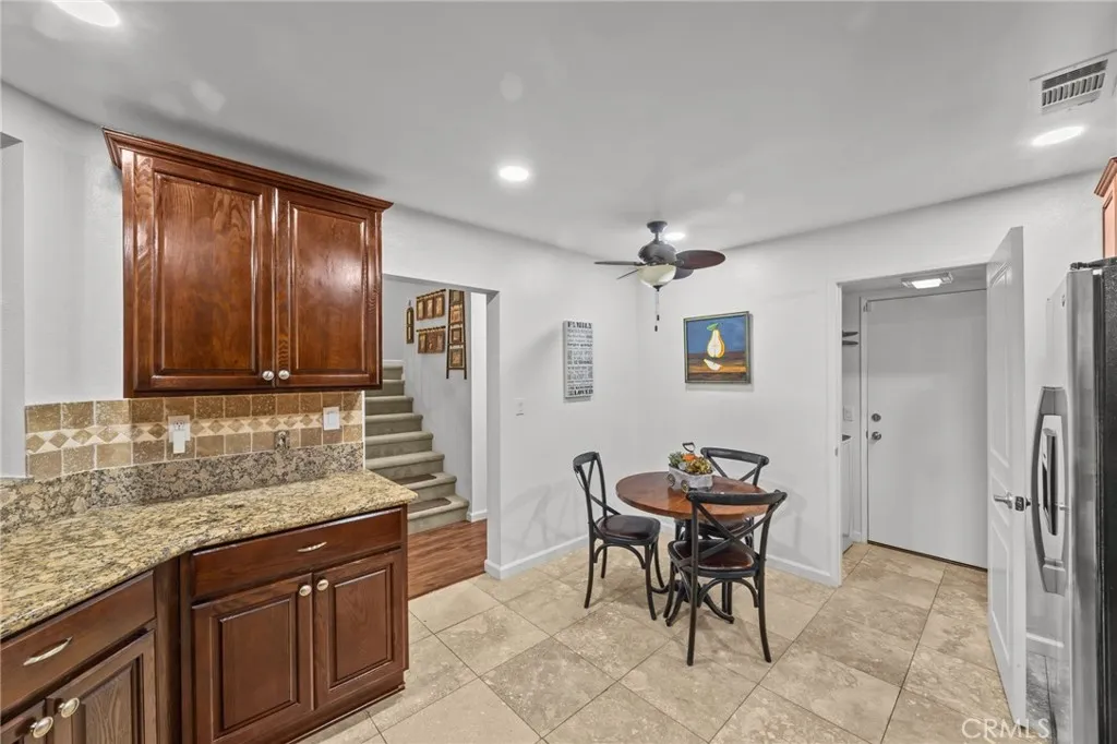 2261 Indigo Hills Drive 3, Corona, California 92879 home-pic-19