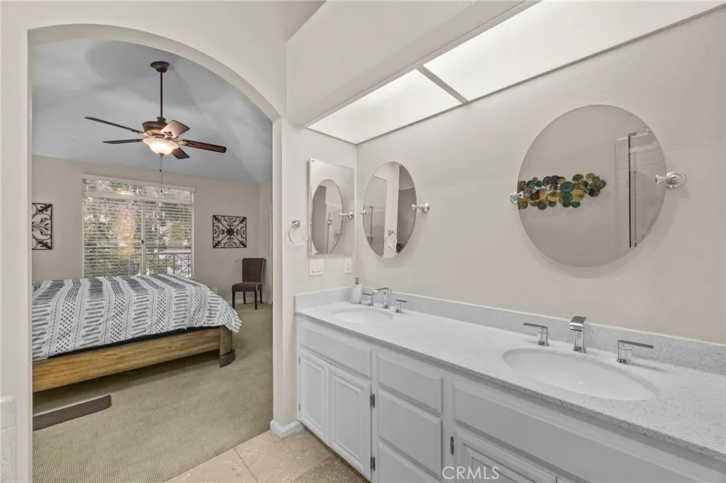 2261 Indigo Hills Drive 3, Corona, California 92879 home-pic-28
