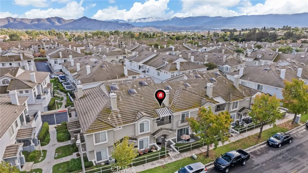 2261 Indigo Hills Drive 3, Corona, California 92879 home-pic-41