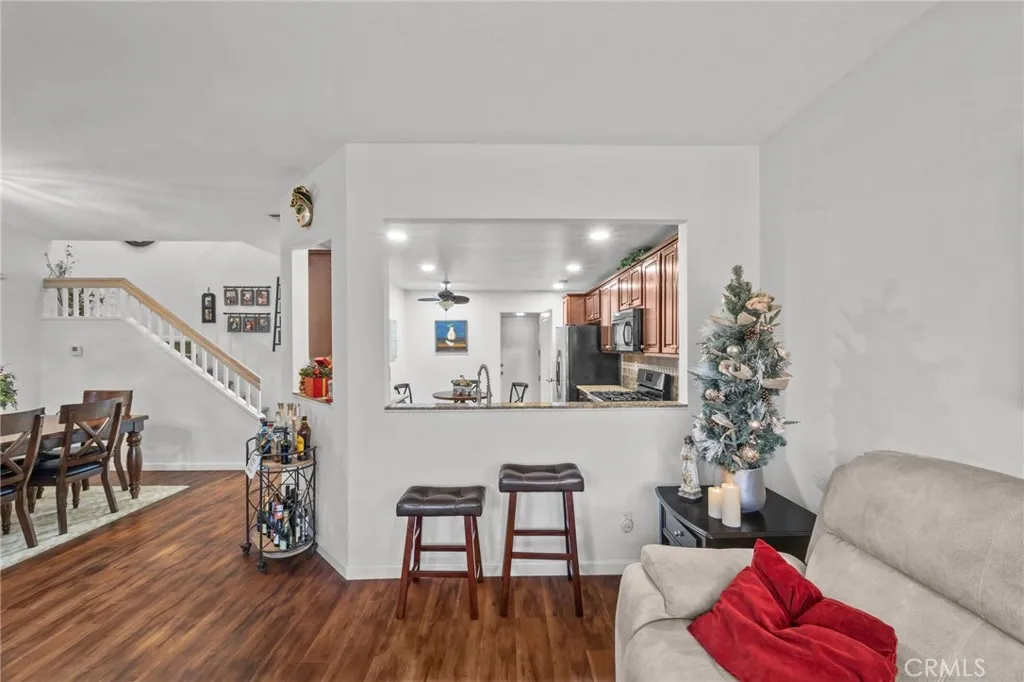 2261 Indigo Hills Drive 3, Corona, California 92879 home-pic-9