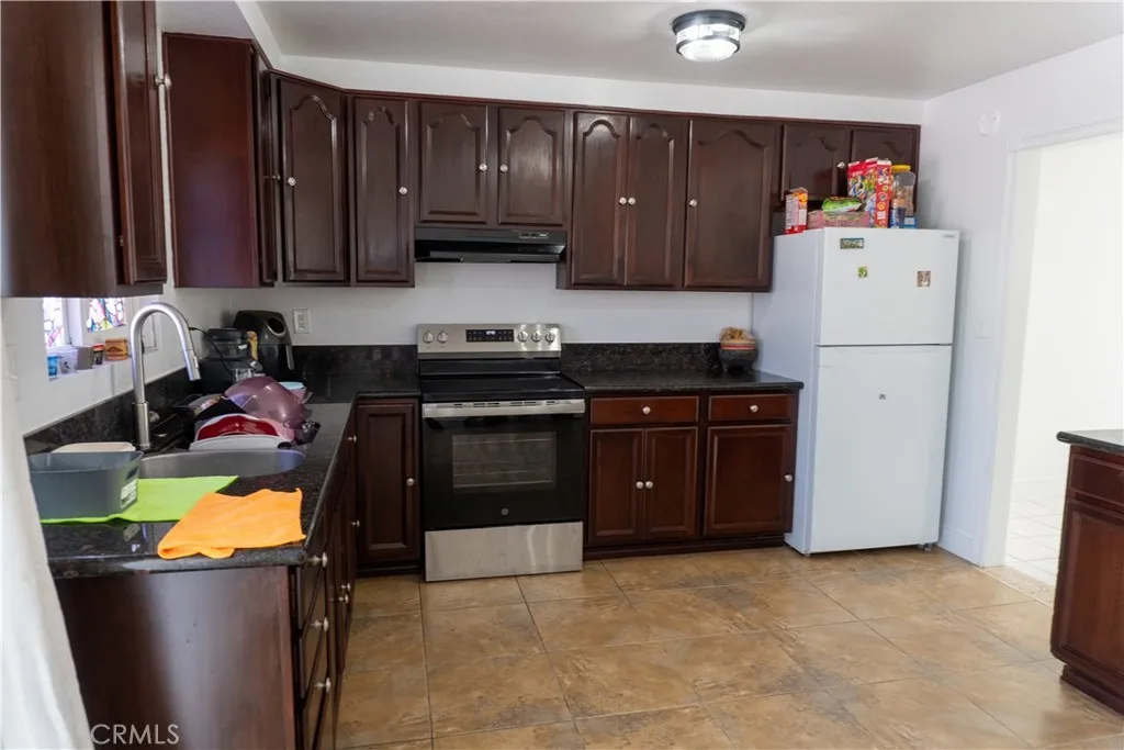 14802 Newport Ave 2b, Tustin, California 92780 home-pic-5