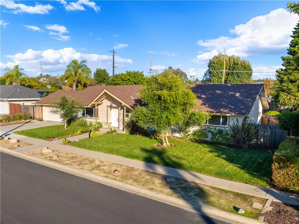 13402 Winthrope Street, Santa Ana, California 92705 home-pic-31