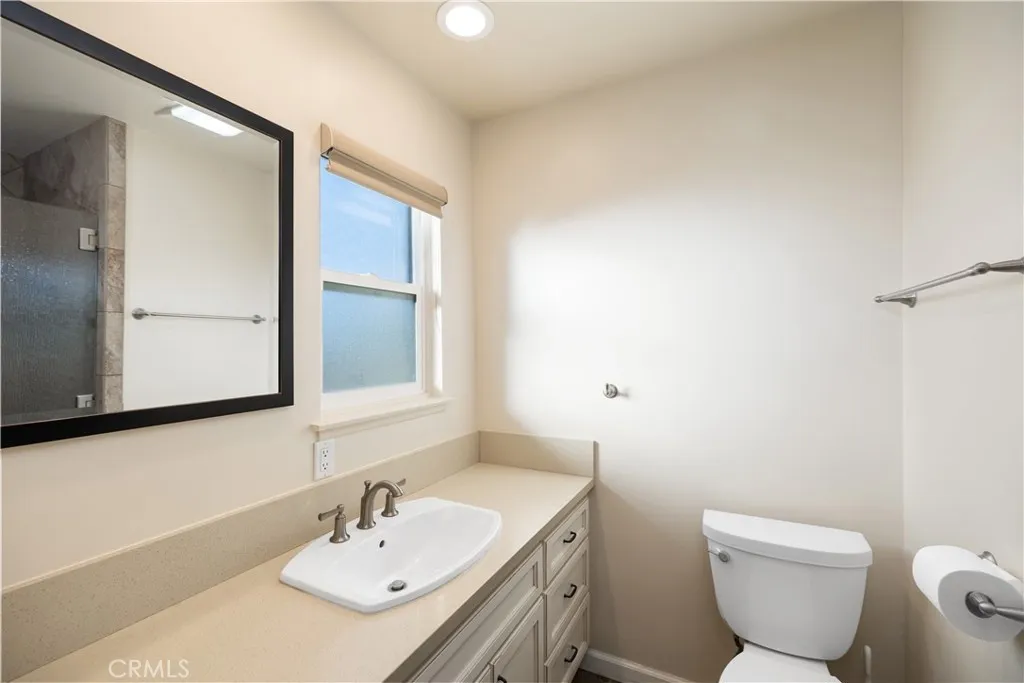 13402 Winthrope Street, Santa Ana, California 92705 home-pic-21