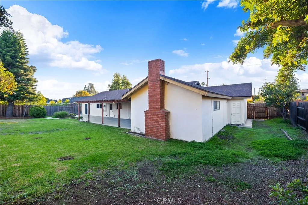 13402 Winthrope Street, Santa Ana, California 92705 home-pic-27