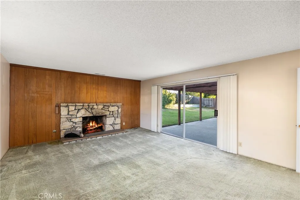 13402 Winthrope Street, Santa Ana, California 92705 home-pic-10