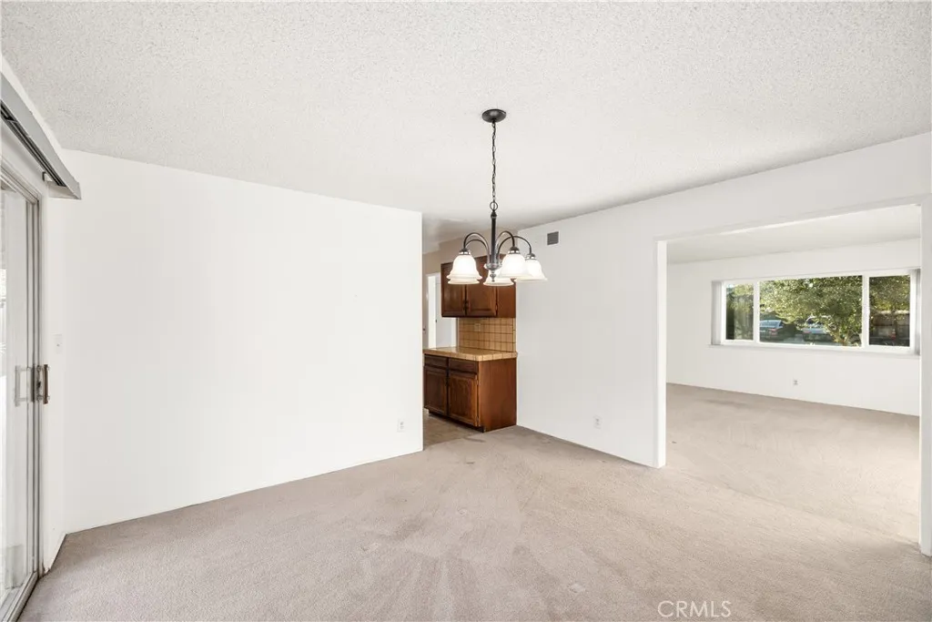 13402 Winthrope Street, Santa Ana, California 92705 home-pic-12