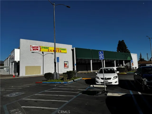 Asian Supermarket at Peck Rd & Lower Azusa