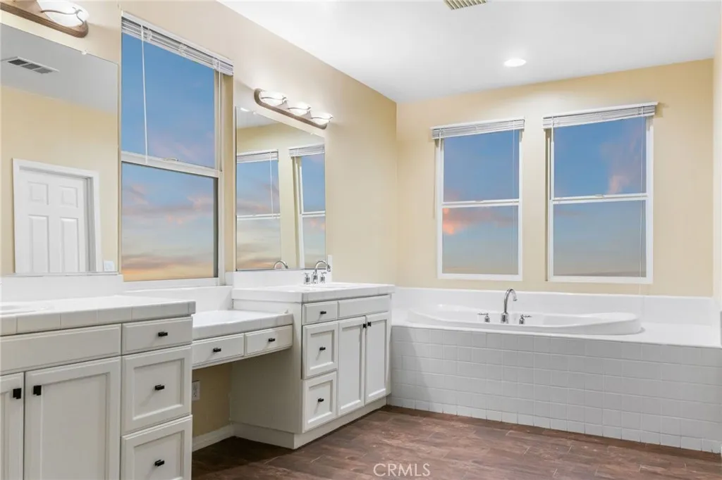 22783 Montanya Place, Murrieta, California 92562 home-pic-37