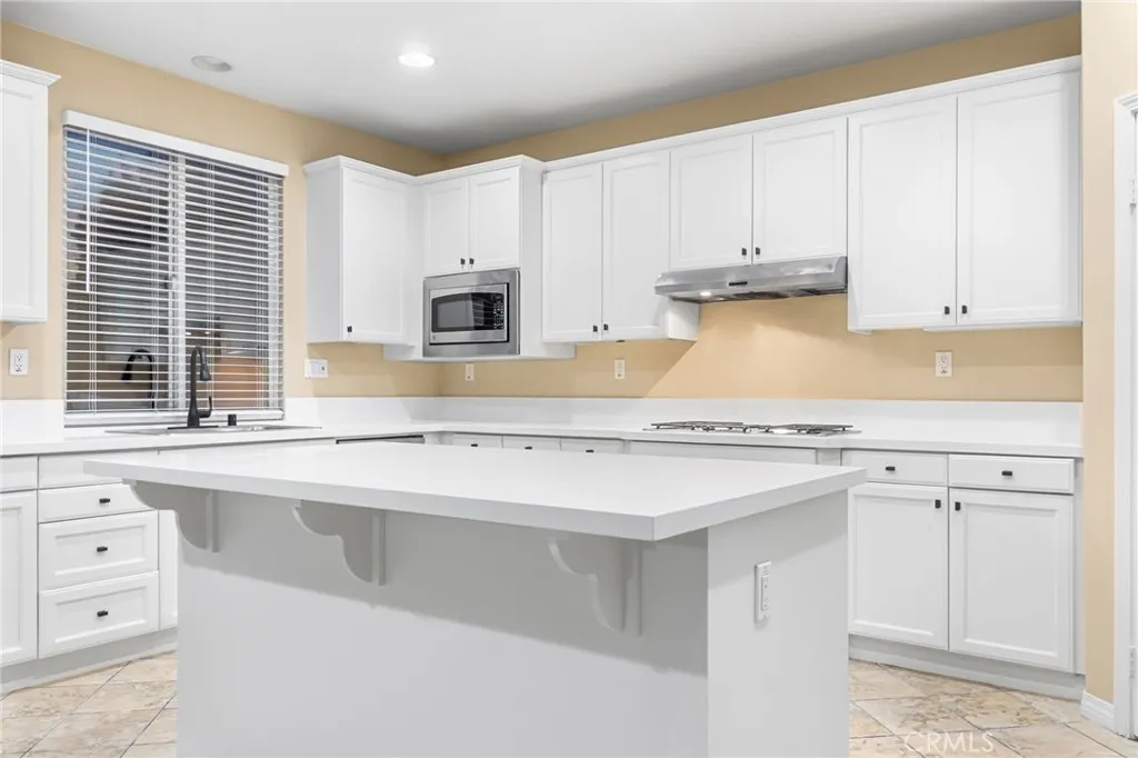 22783 Montanya Place, Murrieta, California 92562 home-pic-21