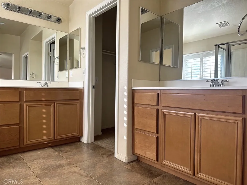 15341 Palm Leaf, Fontana, California 92336 home-pic-8