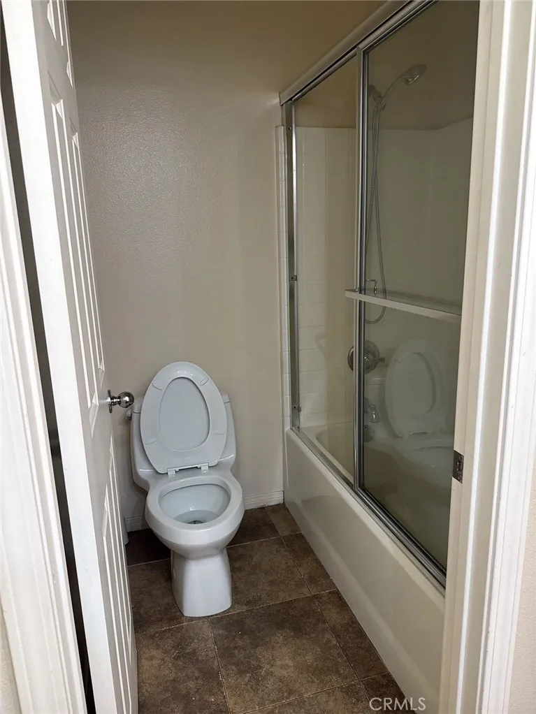 15341 Palm Leaf, Fontana, California 92336 home-pic-12