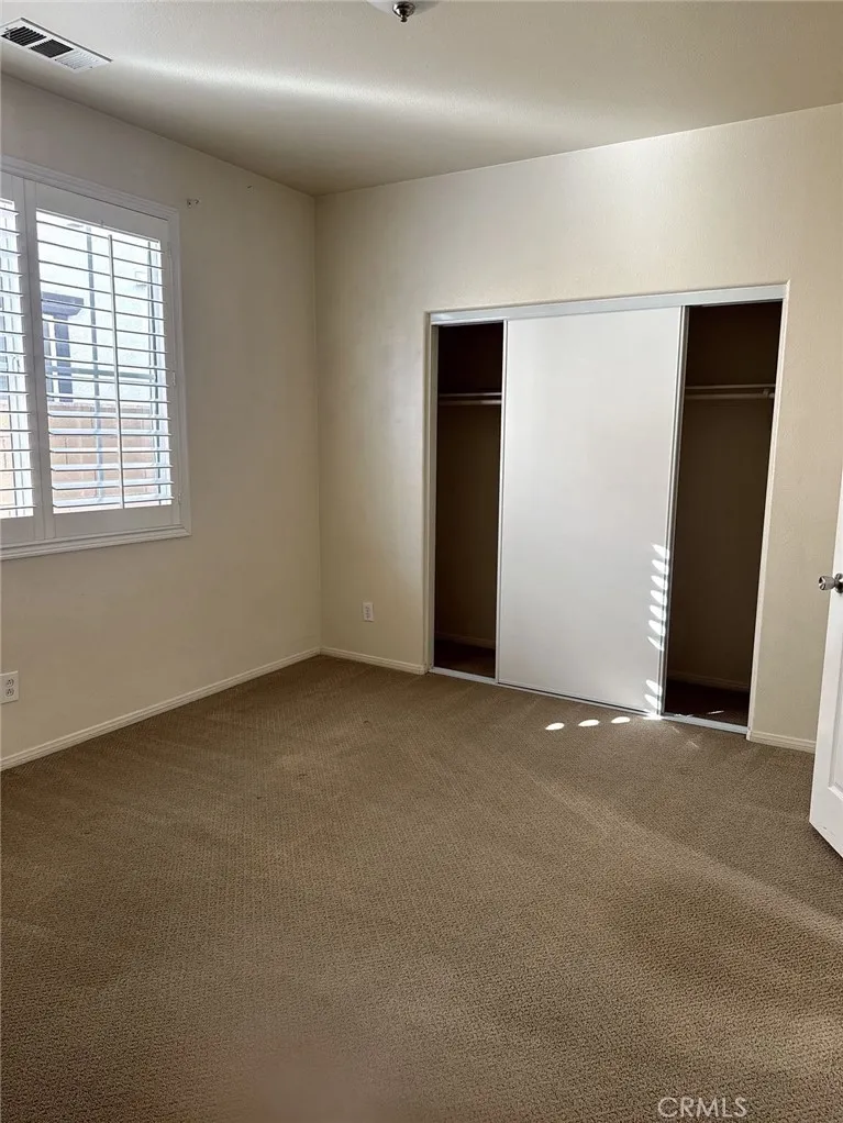 15341 Palm Leaf, Fontana, California 92336 home-pic-10