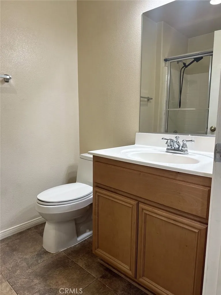 15341 Palm Leaf, Fontana, California 92336 home-pic-5