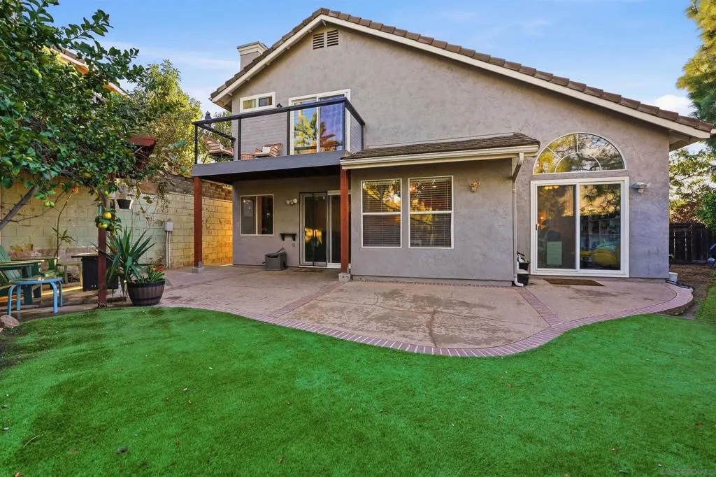 2402 Pimlico Place, Alpine, California 91901 home-pic-32