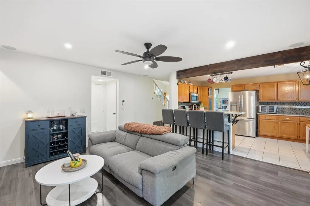 2402 Pimlico Place, Alpine, California 91901 home-pic-6