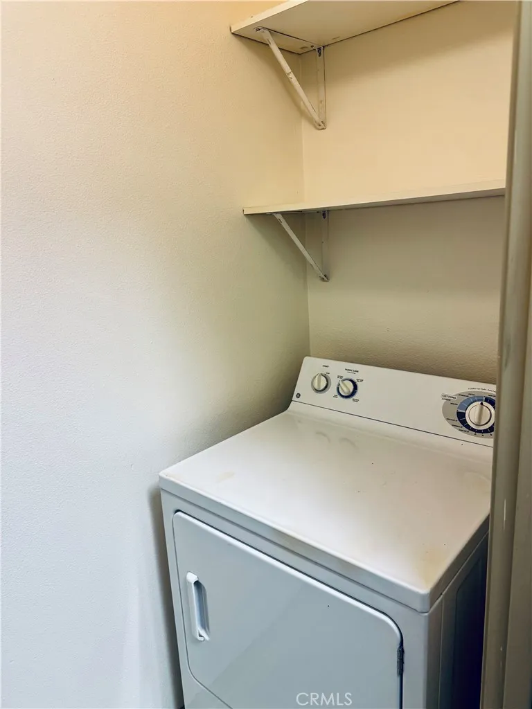 488 E Ocean  home-pic-12