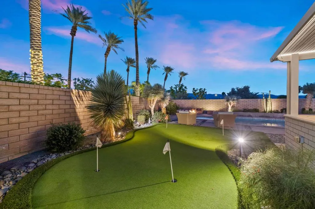 43070 Parkway Esplanade E, La Quinta, California 92253 home-pic-20