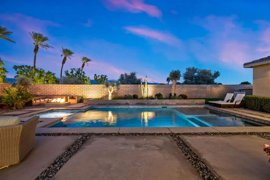 43070 Parkway Esplanade E, La Quinta, California 92253 home-pic-19