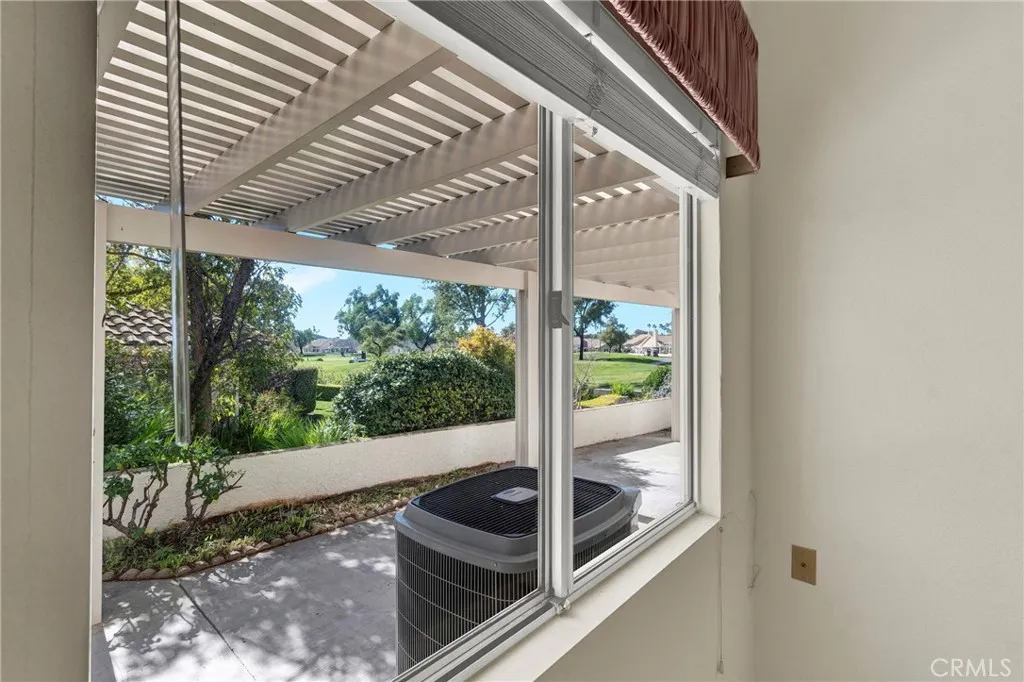 5640 Riviera, Banning, California 92220 home-pic-18