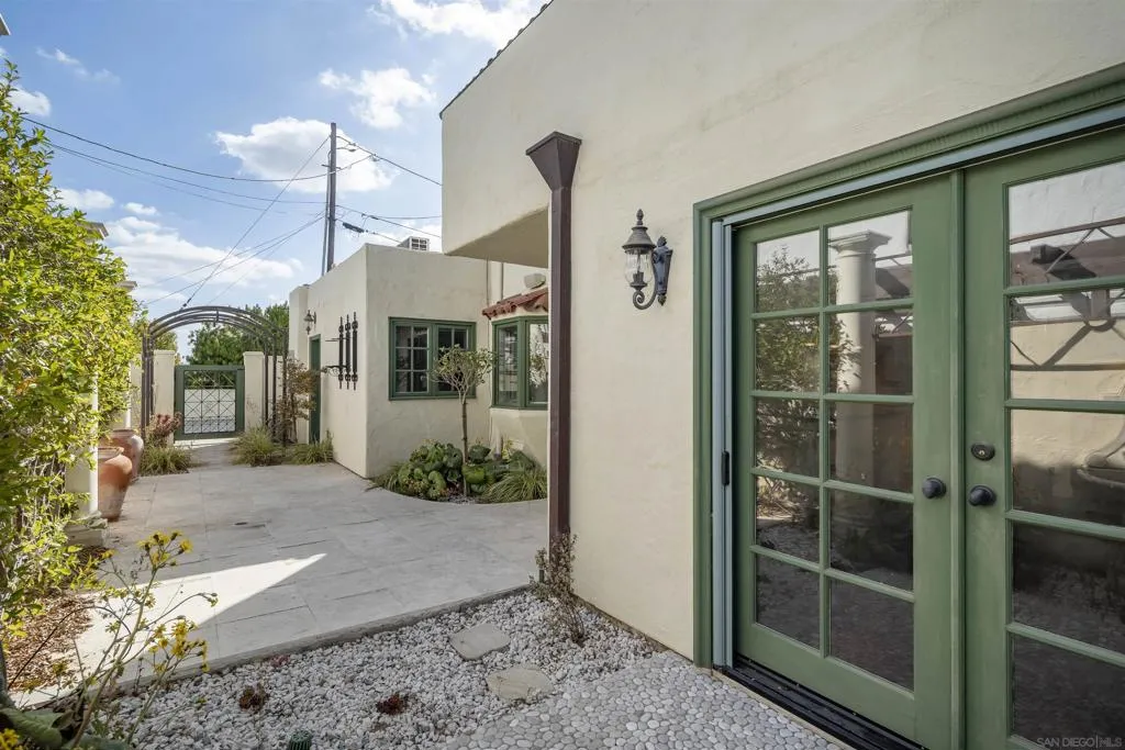 6129 La Flecha, Rancho Santa Fe, California 92067 home-pic-29