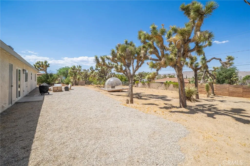 56488 El Dorado Drive, Yucca Valley, California 92284 home-pic-30