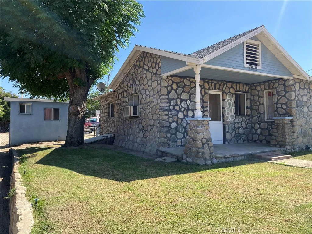 7979 Tyler, Highland, California 92346 home-pic-0