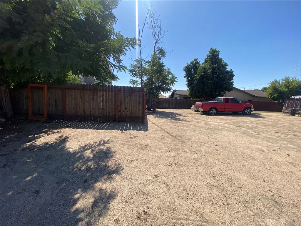 7979 Tyler, Highland, California 92346 home-pic-2