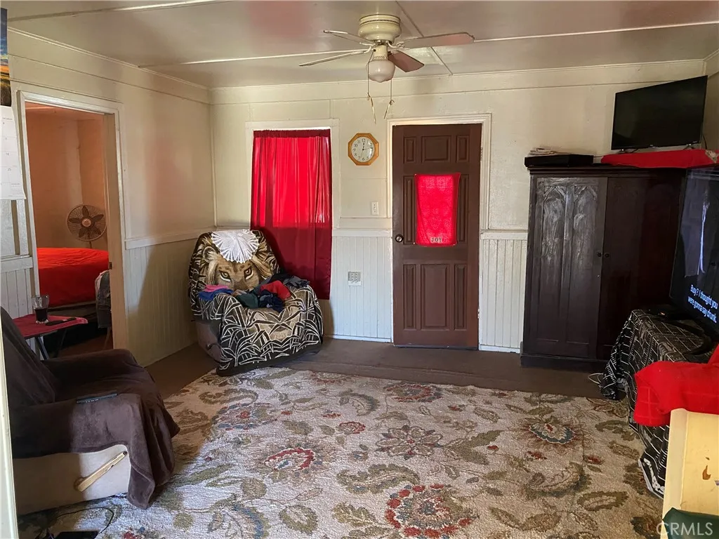 7979 Tyler, Highland, California 92346 home-pic-5